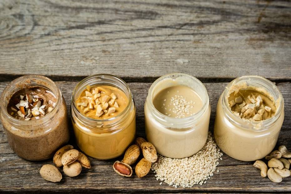Nut-Butter-And-Nut-Cream-7-Healthy-Foods-For-Weight-Gain